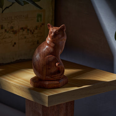 Handicraftviet Wood Small Cat Sculpture Modern Decor, Small Cat Figurine for Desk Office and Home Decor, Wooden Cat Stutue for Cat Gifts for Cat Lovers, 2 in Tall (Natural Wood cat, Red)